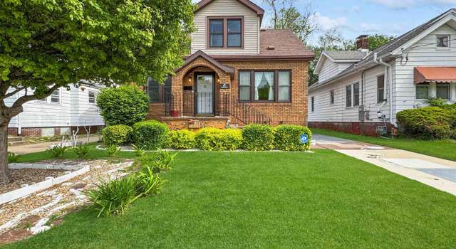 Photo of 423 W Hudson St, Peoria, IL 61604