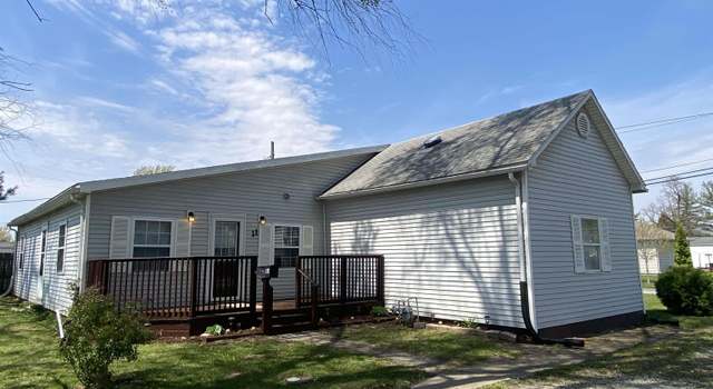 Photo of 11 N Mechanic St, Winchester, IL 62694