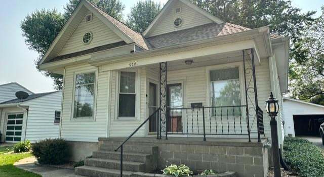 Photo of 918 S Diamond St, Jacksonville, IL 62650