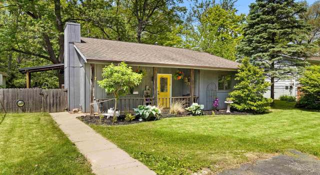 Photo of 107 N Inglewood Dr, East Peoria, IL 61611