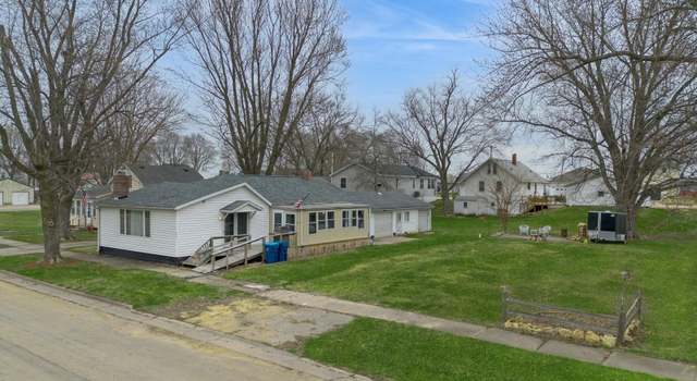Photo of 907 Broad St, Sabula, IA 52070