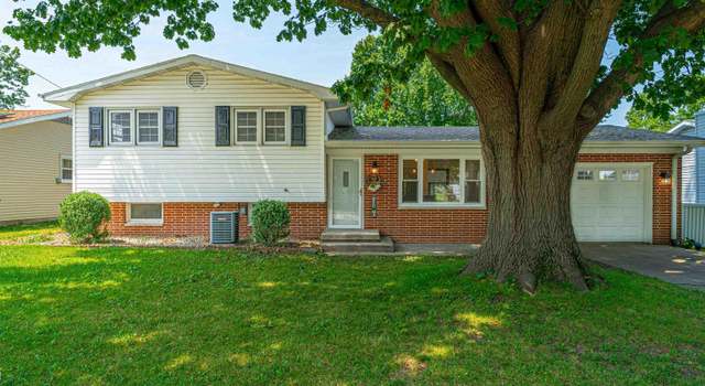 Photo of 1033 N State St, Lincoln, IL 62656