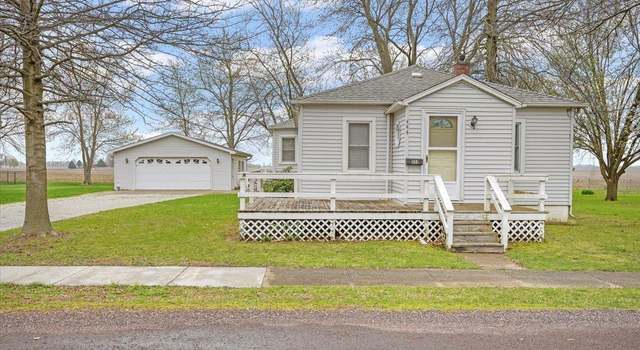 Photo of 444 S Emmett St, Virden, IL 62690