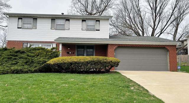 Photo of 1717 W Pinewood Pl, Peoria, IL 61614