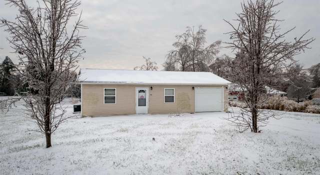 Photo of 156 Karen Ann Ln, Carrier Mills, IL 62917