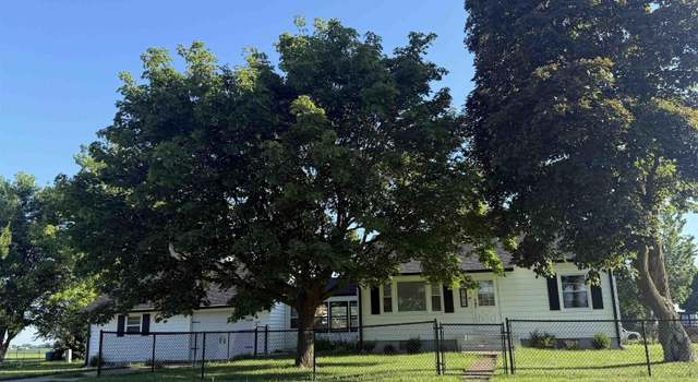 Photo of 704 Washington St, New Windsor, IL 61465