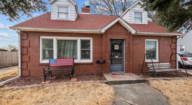 Photo of 2804 38th St, Rock Island, IL 61201