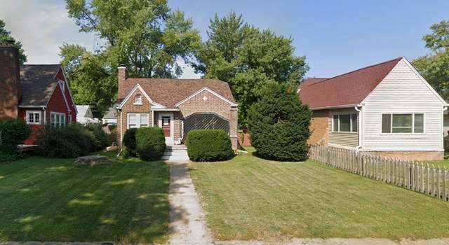 Photo of 2004 37th St, Rock Island, IL 61201
