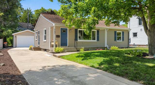Photo of 712 W Northcrest Ave, Peoria, IL 61614