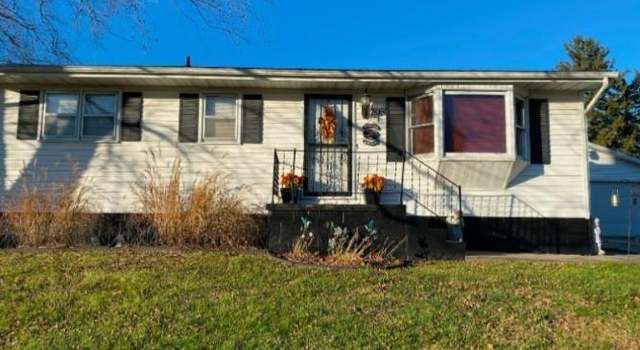Photo of 205 E Essex St, London Mills, IL 61544