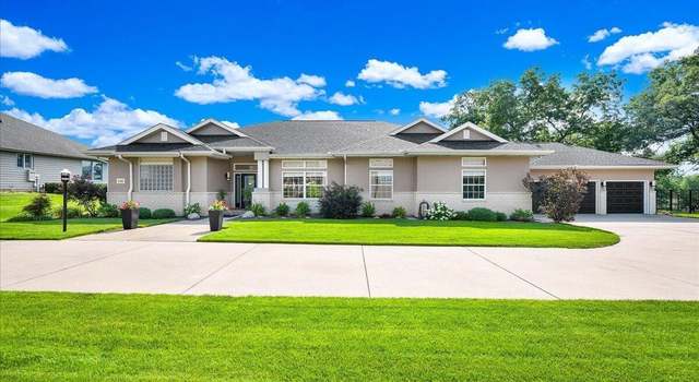 Photo of 4142 SW Tangleoaks Ct, Peoria, IL 61615