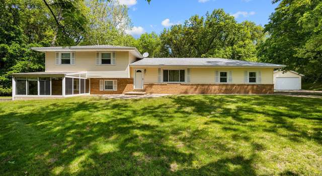 Photo of 252 Santa FE Trl, East Peoria, IL 61611