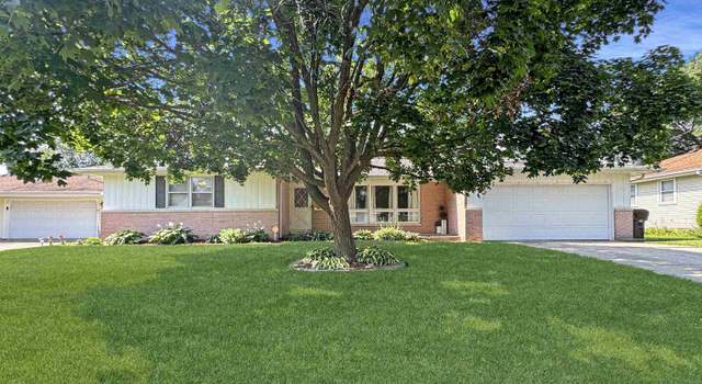 Photo of 2124 W Newman Pkwy, Peoria, IL 61604
