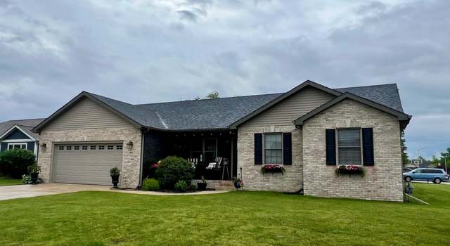 Photo of 270 Sunkist Dr, Sherman, IL 62684