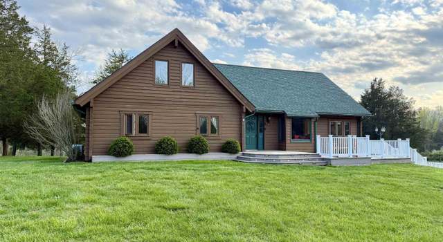 Photo of 5453 Cherokee Ln, Carbondale, IL 62901