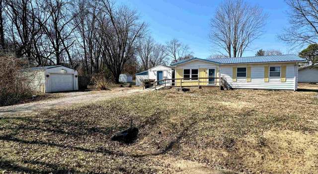 Photo of 909 N 6th St, Murphysboro, IL 62966