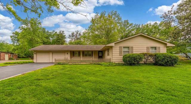 Photo of 2605 W Sunset Dr, Carbondale, IL 62901