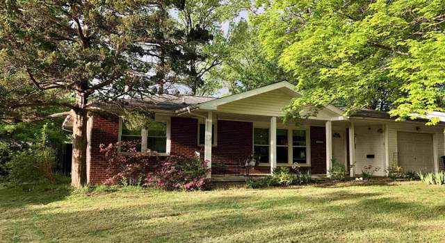 Photo of 1404 W Taylor Dr, Carbondale, IL 62901