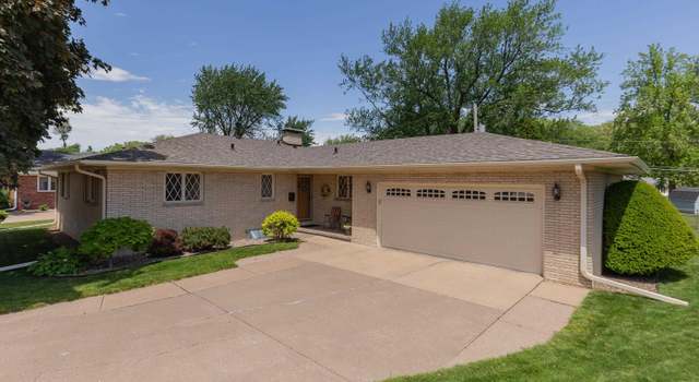 Photo of 2737 28th Ave, Rock Island, IL 61201