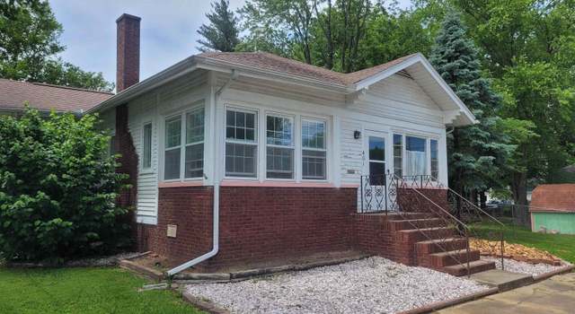 Photo of 401 Election St, Benton, IL 62812