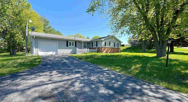 Photo of 8405 Ridgewood Rd, Rock Island, IL 61201-7607