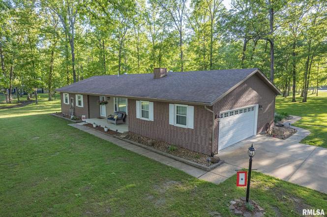 3717 Hotze Rd, Salem, IL 62881 | Redfin