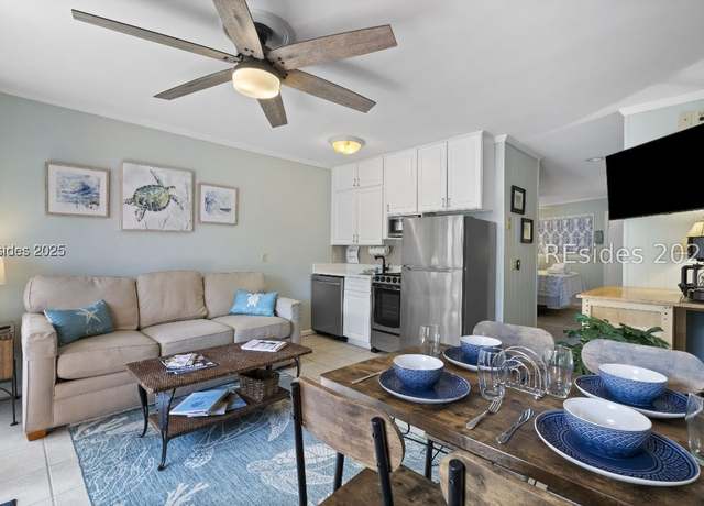 Property at 23 Forest Beach Dr #182, Hilton Head Island, SC 29928, 1 bed, 1 bath