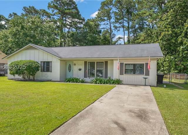 Property at 3130 Palomino Dr, Beaufort, SC 29906, 4 beds, 2 baths