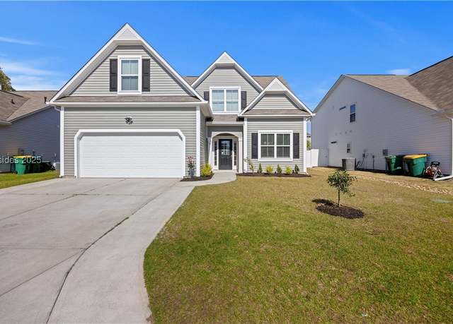 Property at 10 Benton Cir, Bluffton, SC 29910, 4 beds, 2.5 baths