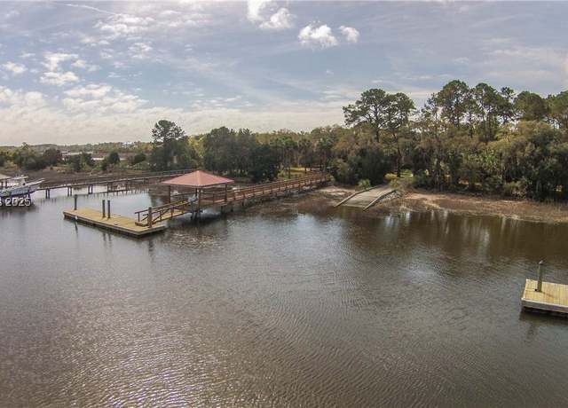 Property at 52 Old Smugglers Wharf Rd, Saint Helena Island, SC 29920