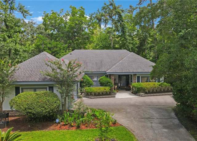Property at 28 Wood Eden Ln, Bluffton, SC 29910, 3 beds, 2.5 baths