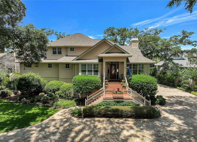 Property at 5 Bayley Point Ln, Hilton Head Island, SC 29926, 3 beds, 2.5 baths