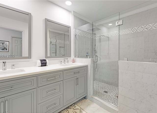 Property at 70 Shipyard Dr #226, Hilton Head Island, SC 29928, 2 beds, 2 baths