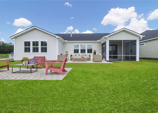 Property at 107 Hartwell Rd, Bluffton, SC 29910, 4 beds, 3 baths