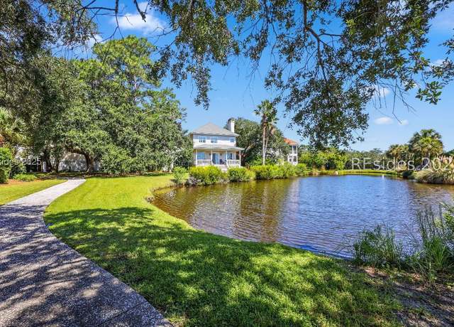 Property at 25 Mossy Oaks Ln, Hilton Head Island, SC 29926