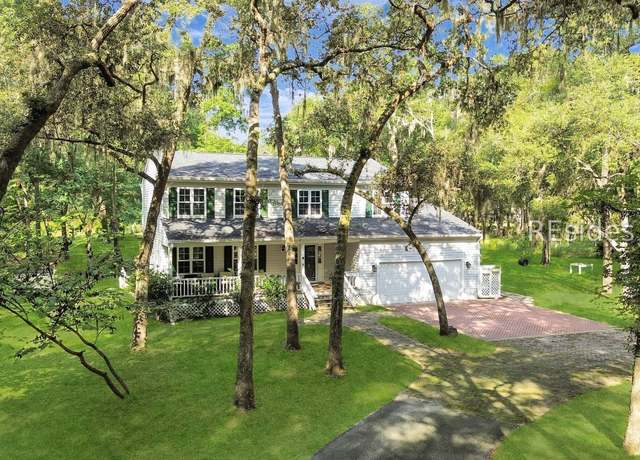 Property at 84 Bridle Ct, Bluffton, SC 29910, 4 beds, 2.5 baths