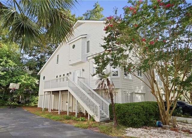 Property at 16 Jib Sail Ct, Hilton Head Island, SC 29928, 3 beds, 3.5 baths