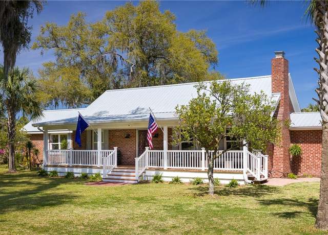 Property at 745 Broad River Blvd, Beaufort, SC 29906, 4 beds, 5 baths