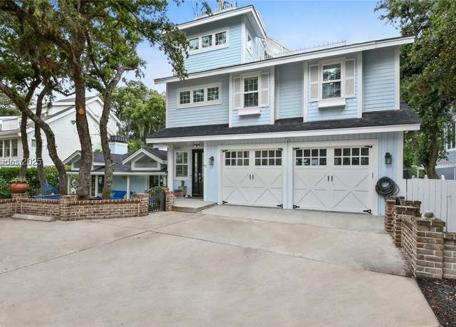 Property at 62 Dune Ln, Hilton Head Island, SC 29928, 5 beds, 3.5 baths