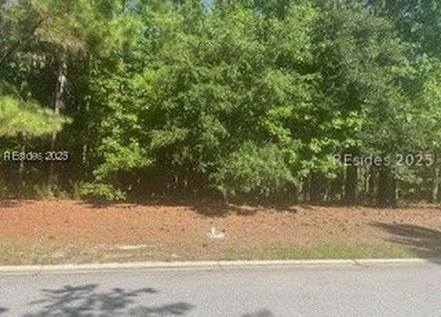 Property at 16 Cutter Cir, Bluffton, SC 29909