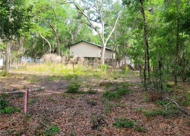 Property at 11 Gingerwood Rd, Saint Helena Island, SC 29920