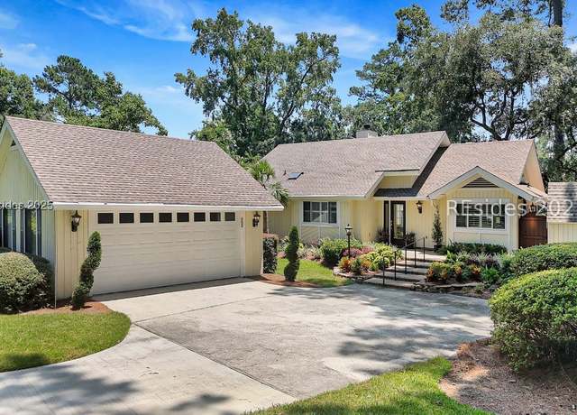 Property at 250 Moss Creek Dr, Hilton Head Island, SC 29926, 3 beds, 2.5 baths