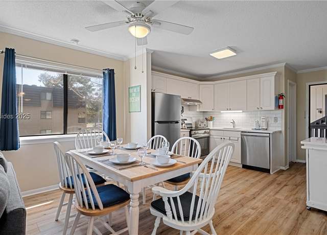 Property at 40 Folly Field Rd Unit C13, Hilton Head Island, SC 29928, 2 beds, 2 baths