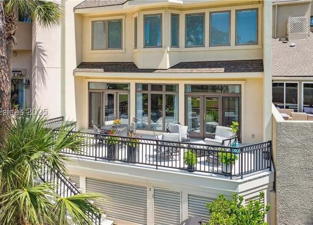 Property at 9 Genoa Ct, Hilton Head Island, SC 29928, 3 beds, 2.5 baths
