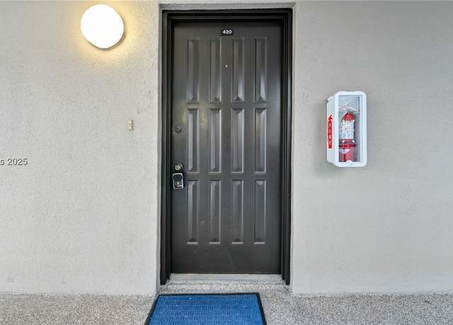 Property at 10 S Forest Beach Dr #420, Hilton Head Island, SC 29928, 2 beds, 2 baths