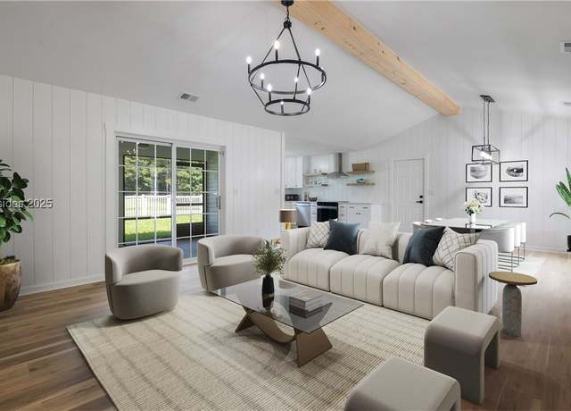 Property at 3 Wellington Ct, Bluffton, SC 29910, 3 beds, 2 baths