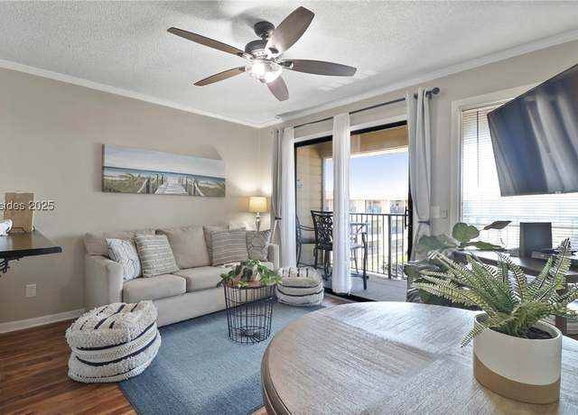 Property at 40 Folly Field Rd Unit A302, Hilton Head Island, SC 29928, 1 bed, 1 bath