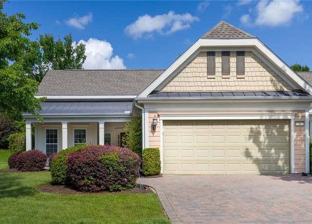 Property at 9 Knotweed Ct, Bluffton, SC 29909, 2 beds, 2 baths