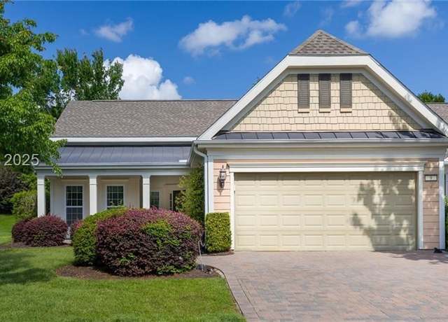 Property at 9 Knotweed Ct, Bluffton, SC 29909, 2 beds, 2 baths
