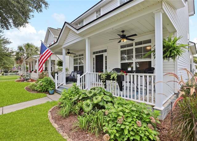 Property at 43 5th Ave, Bluffton, SC 29910, 4 beds, 3 baths
